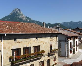 Casa Rural Reparaz - Arbizu - Edificio