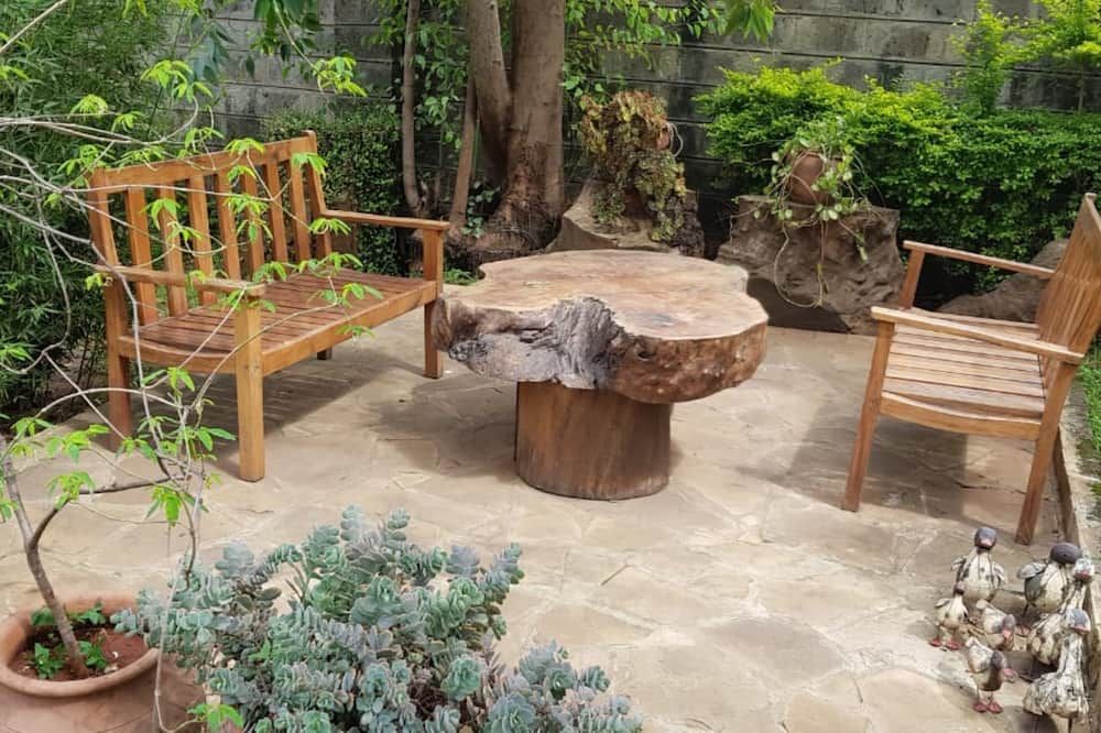 Ain Guest House - נאירובי - פטיו