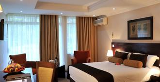 Cresta Thapama Hotel - Francistown - Bedroom