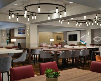 Hilton Garden Inn Las Colinas - Irving - Restaurante
