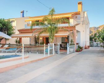 6 Bedroom Beautiful Home In La Azohia - La Azohia - Edificio