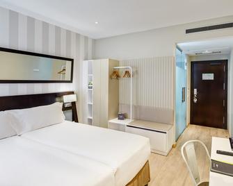 Sercotel Madrid Aeropuerto - Madrid - Habitación