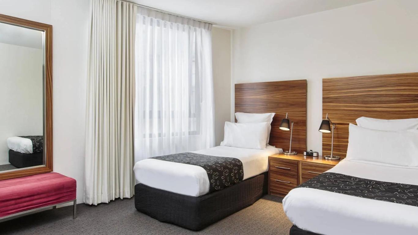Cambridge Hotel Sydney