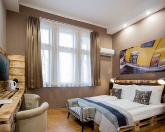 هوتل كارب ديم - Siófok - غرفة نوم