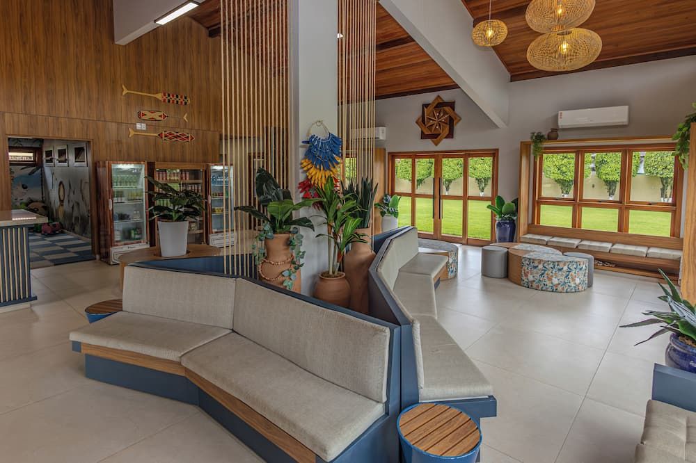 كوروا فيرميليا بيتش بسعر شامل جميع الخدمات