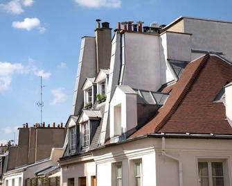 Hôtel des Deux Iles - Notre Dame - Paris - Building