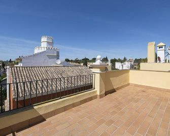 Los Jandalos - Five Bedroom Chalet, Sleeps 10 - El Puerto de Santa María - Balcon