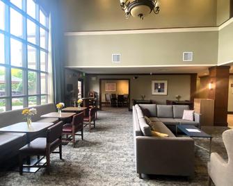 Staybridge Suites Great Falls By IHG - גרייט פולס - טרקלין