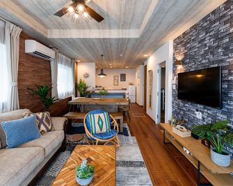 Makanalea Beachstyle - Ginowan - Huiskamer