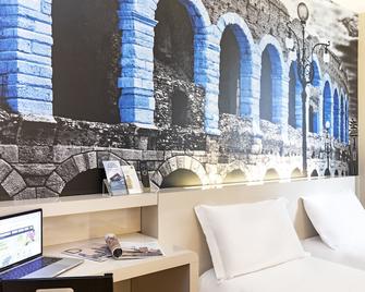 B&B Hotel Verona - Verona - Schlafzimmer