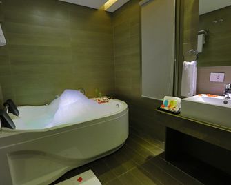 Jounieh Suites - Jounieh - Baño