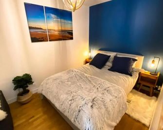 Cozy 2 Pièces Aux Portes De Paris ! - Issy-les-Moulineaux - Camera da letto