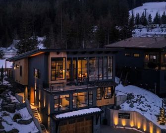 Mtn Spa Retreat | Sauna + Cold Plunge I Ski In/Out - Fernie - Gebouw