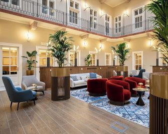Basiliq Hotel - Boedapest