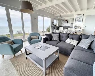 In Front Villa Sea, Overlooking The Islands Chausey Near Granville - Coudeville-sur-Mer - Salon