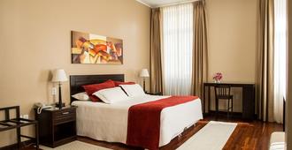 Hotel Victoria Plaza - Tarija - Bedroom