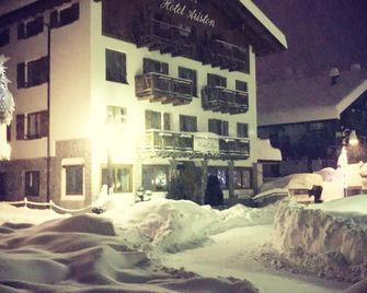 Hotel Ariston S - Madonna di Campiglio - Building