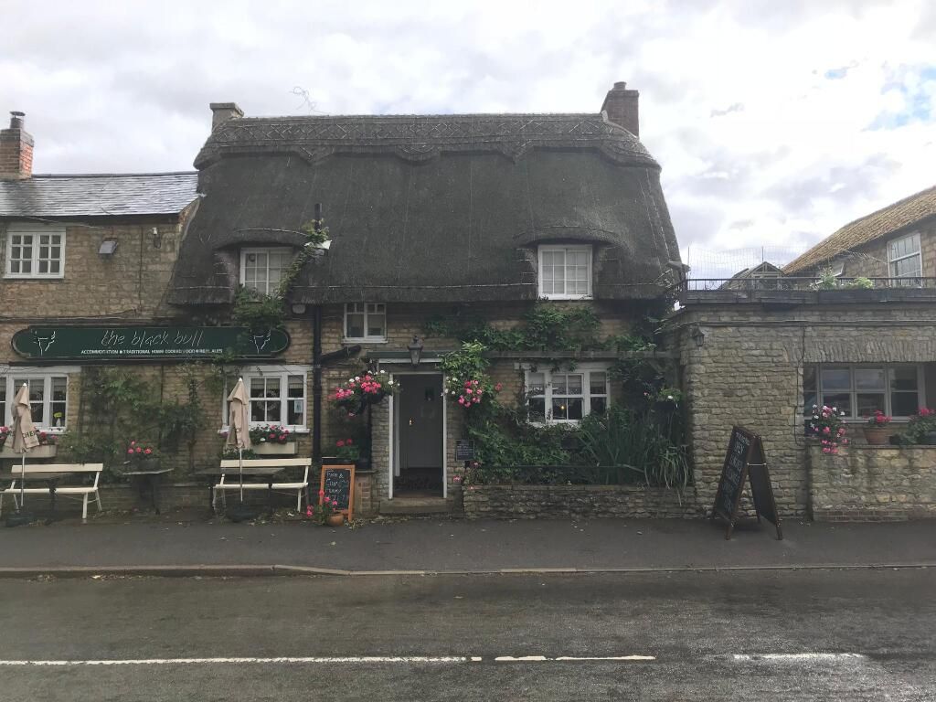 The Black Bull - Oakham - Building