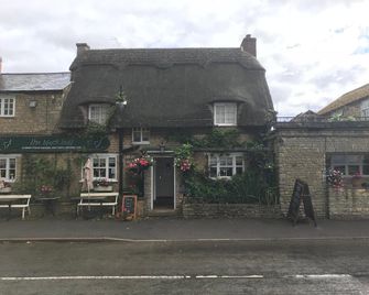 The Black Bull - Oakham - Bâtiment