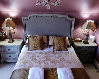 Sunny Island by White Rock B&B - White Rock - Bedroom