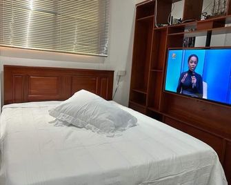 In the Center of the City, With easy access to the main atractive places. - Luanda - Bedroom