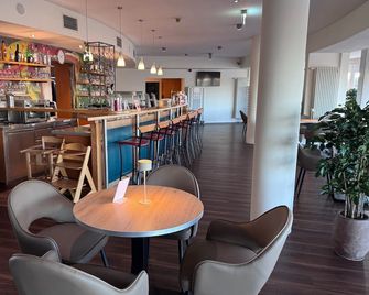 Highway Hotel - Herbolzheim - Bar