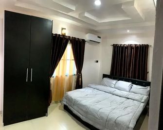 Satellite Apartment - Lagos - Bedroom