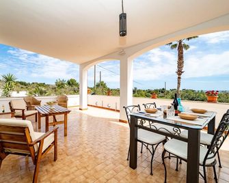 Villa Anna By Vivimy - Salve - Balkon