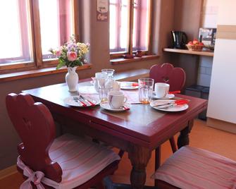 Haus Zeitlos Ferienwohnung Zeitreise - Lübbenau - Essbereich