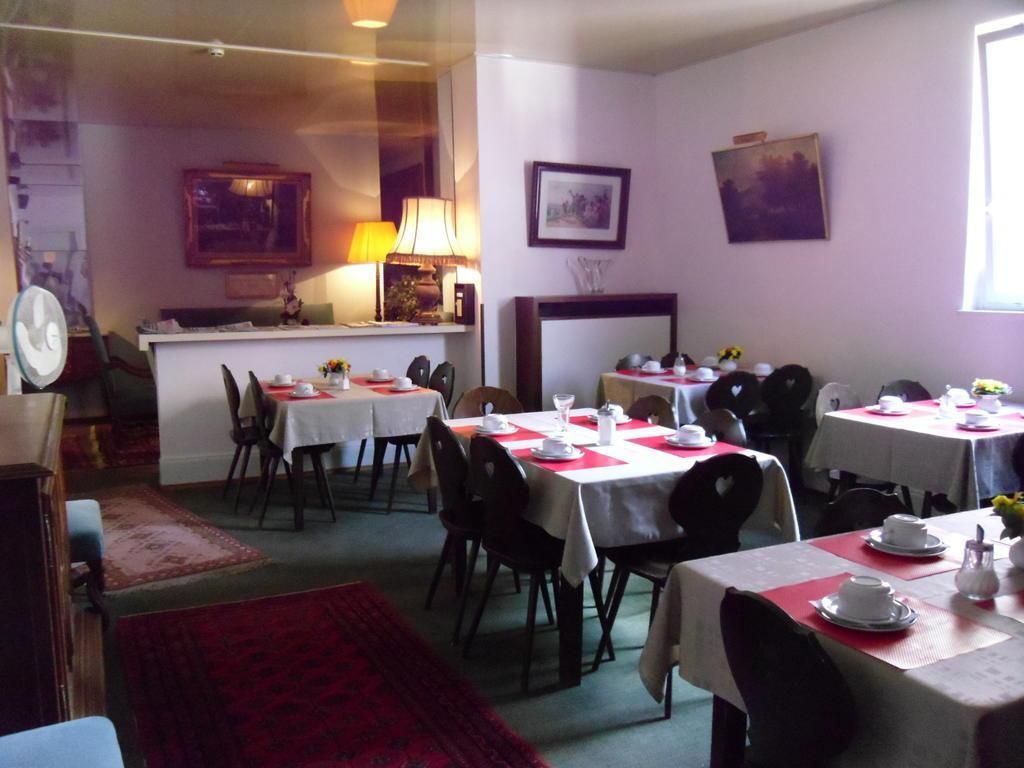 Hôtel De Bale - مولوز - مطعم