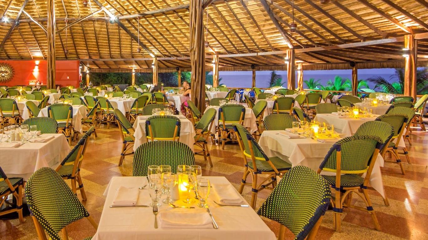 رويال ديكاميرون بونتا سنتينيلا - شامل كليًا