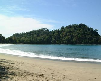 Hotel Coco Beach - Manuel Antonio - Bãi biển