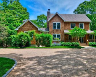 Private Farmhouse in Wainscott, East Hampton : Heated Pool & Ultimate Peace - Wainscott - Edificio