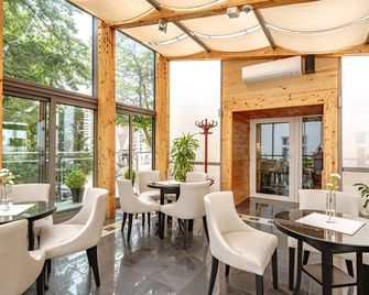 Jantar Hotel & Spa By Zdrojowa - Kolobrzeg - מסעדה