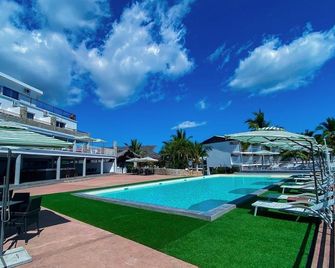 Orangea Beach Resort - Nosy Be - Piscine