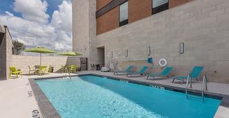 Home2 Suites by Hilton Irving/DFW Airport North - Irving