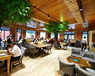 Inanlar Deluxe Hotel & Bungalow - Uzungöl - Restaurante