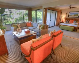 Sands of Kahana Vacation Club - Lahaina - Living room