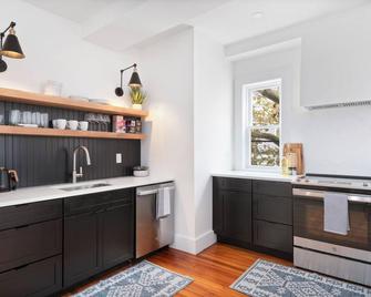 Fox Point- Near Brown, Risd, College Hill - Providence - Cocina