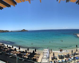 Mykonos Kosmoplaz Beach Resort Hotel - Platis Gialos