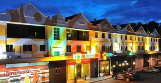 2 Inn 1 Boutique Hotel & Spa - Sandakan