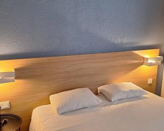 Brit Hotel Tours Nord - Tours - Bedroom