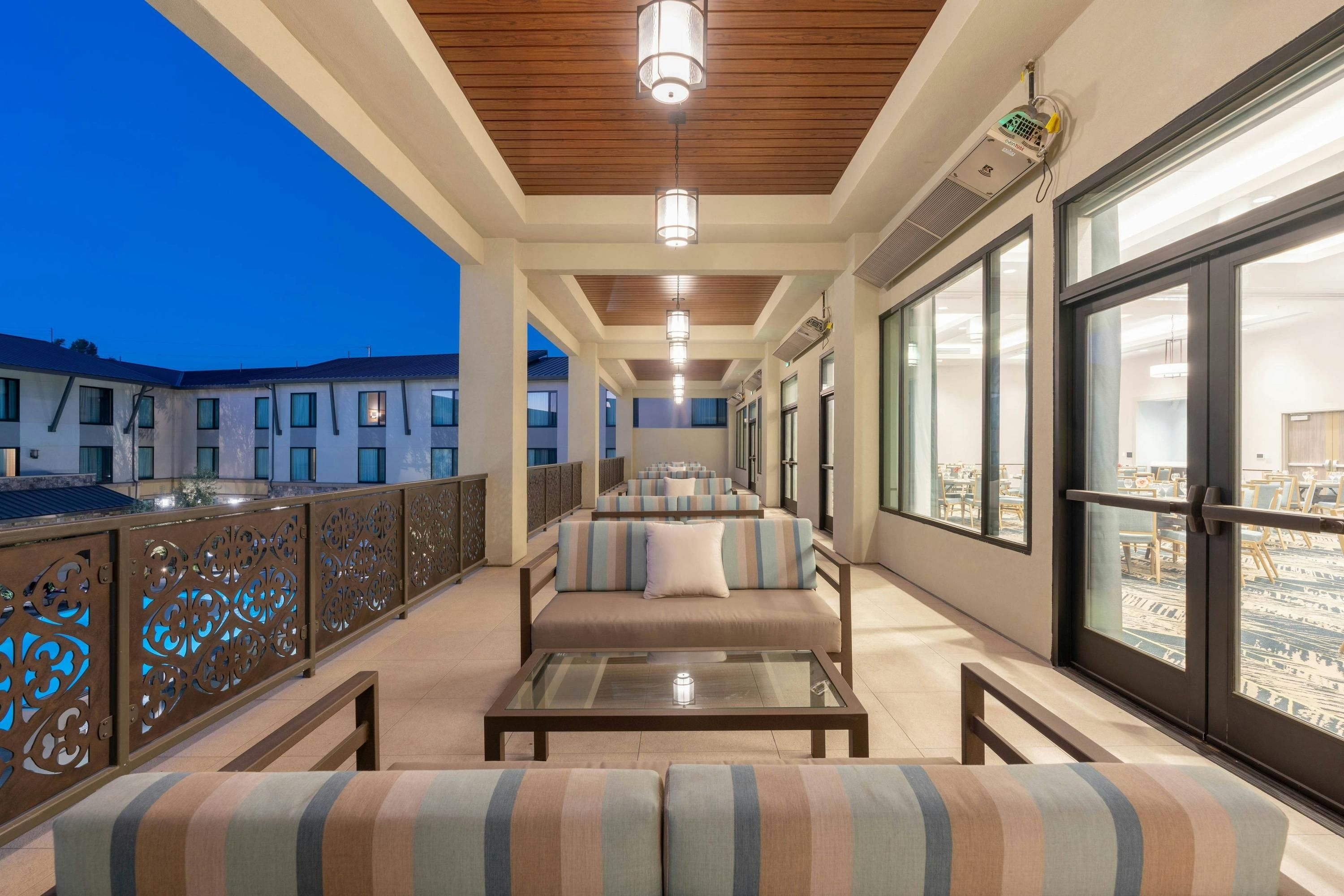 Courtyard by Marriott Thousand Oaks Agoura Hills - Agoura Hills - Balcone