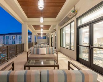 Courtyard by Marriott Thousand Oaks Agoura Hills - Agoura Hills - Balcone