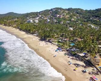 Casa Mara Beachfront -Heated Pool - Sayulita - Beach