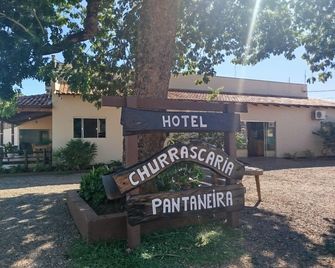 Hotel Churrascaria Pantaneira - Poconé