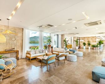 Monte Palm Beach - Tivat - Lobby