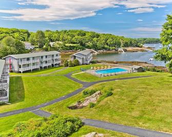Smuggler's Cove Inn - East Boothbay - Κτίριο