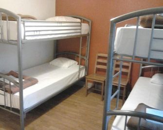 The82 Hostel Louise - Brüssel - Schlafzimmer