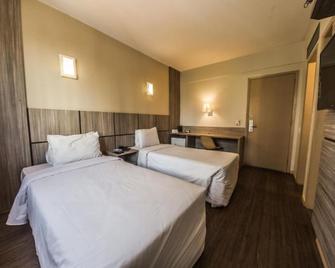 America Bittar Hotel - Brasilia - Habitación